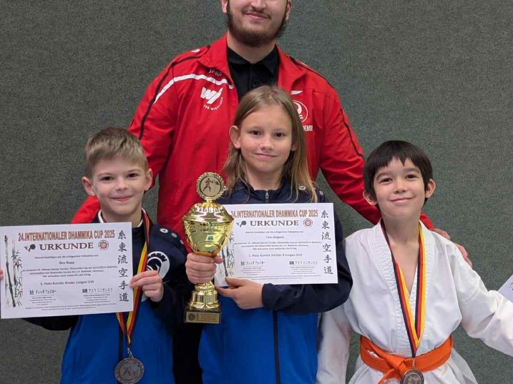 Starke Nachwuchsleistung beim Dhammika Cup – Tom Jörgens holt Gold, Ben und Christian Bronze
